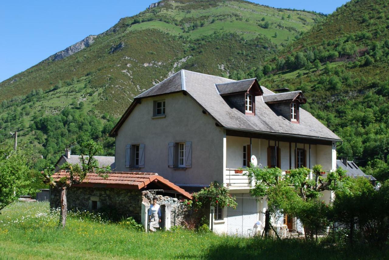 Maison Lacoste Campan Exterior photo